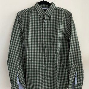 Banana Republic Green Plaid Custom 078 Wash Shirt